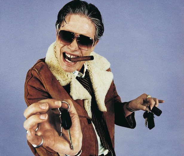 6 Signs of a PR Snake